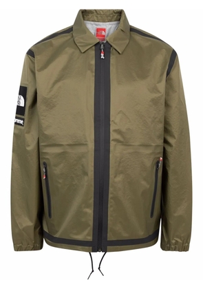 Supreme x The North Face Outer Tape coach jacket - Green