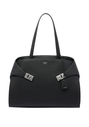 Ferragamo Hug clasp-detail calfskin shoulder bag - Black