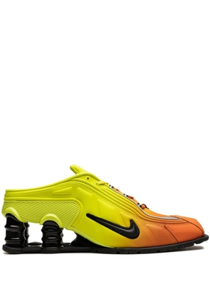 Nike x Martine Rose Shox R4 Mule 'Safety Orange' sneakers - Yellow