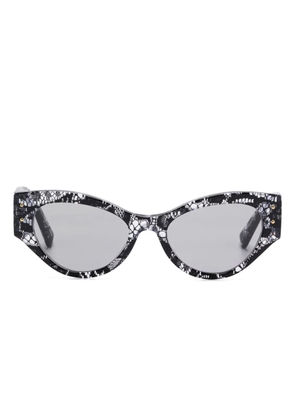 Dolce & Gabbana Eyewear logo-plaque sunglasses - Black