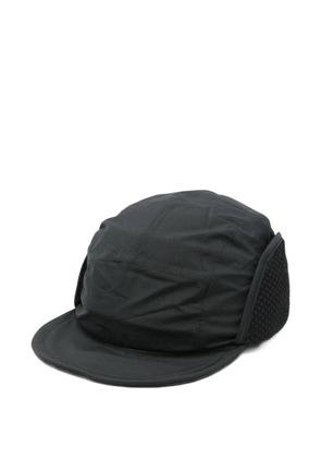 Goldwin ear-flap waterproof cap - Black