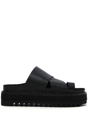 Y's crossover-strap leather slides - Black