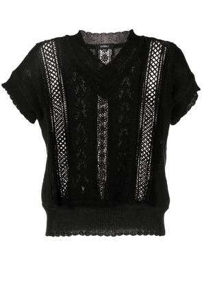 Goen.J V-neck sleeveless jumper - Black