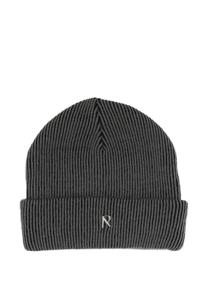 Represent ribbed logo-plaque beanie hat - Grey
