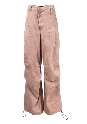 ANDREĀDAMO asymmetric-waistband wide-leg jeans - Pink