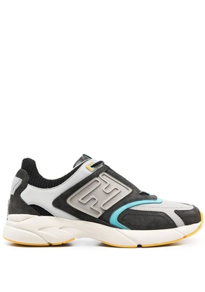 FENDI logo-embossed low-top sneakers - Grey