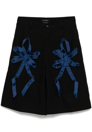 JUNTAE KIM applique shorts - Black