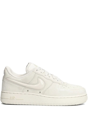 Nike Air Force 1 '07 panelled sneakers - Neutrals