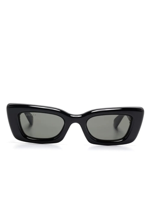 Gucci Eyewear cat eye-frame sunglasses - Black
