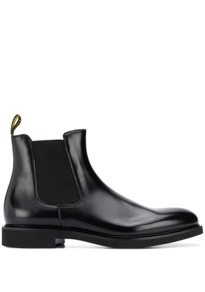 Doucal's round toe Chelsea boots - Black