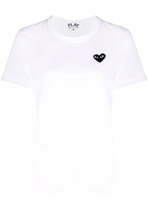 Comme Des Garçons Play heart-embroidered motif T-shirt - White