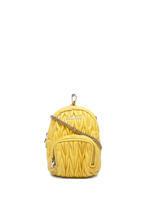 Miu Miu Pre-Owned 2000s Matelasse Chain Backpack - Yellow