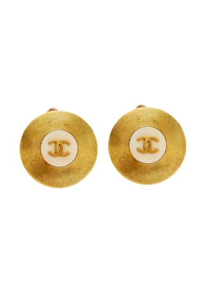 CHANEL Pre-Owned 1994 CC-mark clip-on earrings - Gold