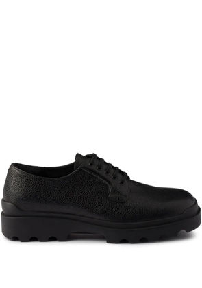 Prada pebble-grain lace-up shoes - Black