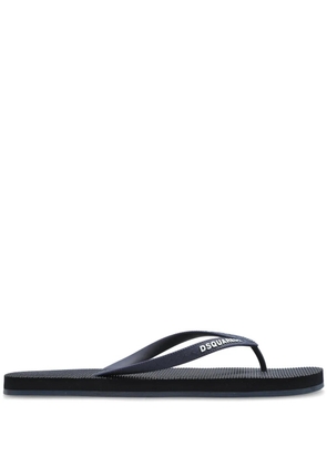 DSQUARED2 logo-embossed flip flops - Blue