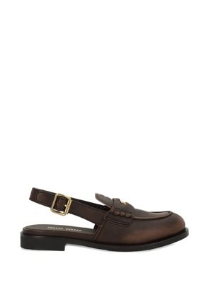 Miu Miu logo-detail slingback loafers - Brown