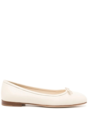 Manolo Blahnik Veralli leather ballerina flats - Neutrals