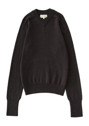 Studio Nicholson Inverness v-neck sweater - Brown