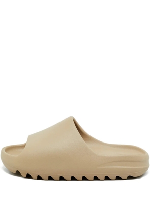 adidas Yeezy rubber slides - Neutrals
