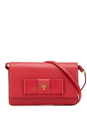 Prada Pre-Owned 2010-2024 Saffiano Lux Bow Wallet On Strap crossbody bag - Red