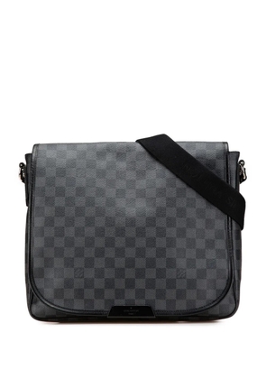 Louis Vuitton Pre-Owned 2009 Damier Graphite Daniel MM crossbody bag - Black