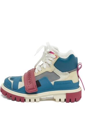 Dolce & Gabbana Pre-Owned patchwork lace-up high-top shoes - Blue
