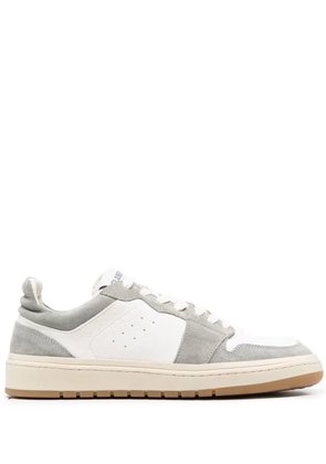 Closed panelled low-top sneakers - White