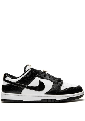 Nike Dunk Low 'World Cham - Black White' sneakers