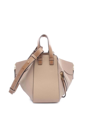 Loewe Pre-Owned 2010-2025 Small Grained Calfskin Hammock Bag satchel - Brown
