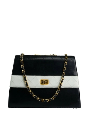 CHANEL Pre-Owned 1989 diamond-quilted shoulder bag - Black