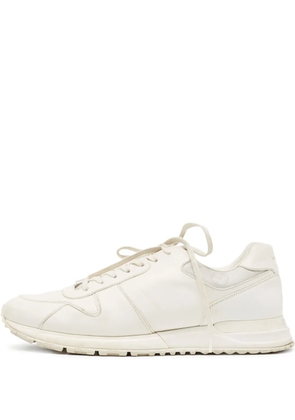 Louis Vuitton Pre-Owned leather sneakers - White
