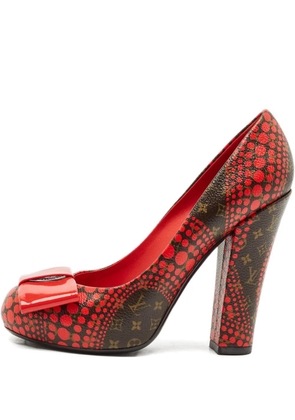 Louis Vuitton Pre-Owned x Yayoi Kusama polka-dot heeled pumps - Red