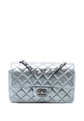 CHANEL Pre-Owned 2013-2014 Small Quilted Metallic Lambskin Single Flap shoulder bag - Silver
