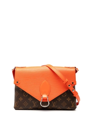 Louis Vuitton Pre-Owned 2017 Monogram Epi Saint Michel crossbody bag - Brown