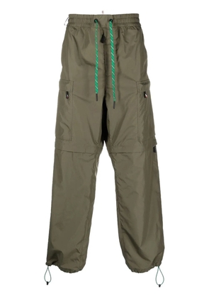 Moncler Grenoble contrast-trim straight-leg trousers - Green
