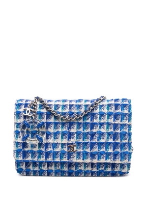 CHANEL Pre-Owned 2019 Quilted Boucle Tweed Charm Wallet On Chain crossbody bag - Blue