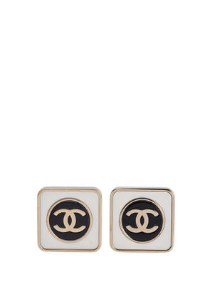 CHANEL Pre-Owned 2023 Silver Plated Enamel CC Square Push Back Earrings costume earrings