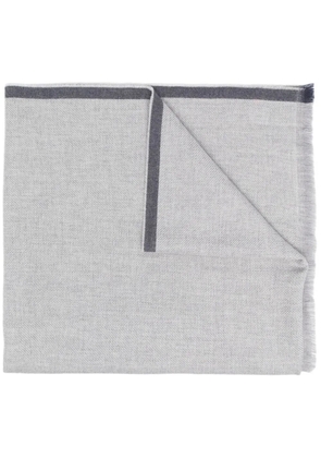 Brunello Cucinelli contrast-trim frayed-edge scarf - Grey