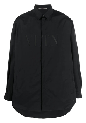 Valentino Garavani VLTN-patch concealed placket shirt - Black