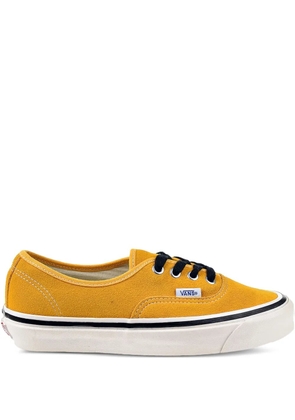 Vans Authentic 44 DX suede sneakers - Yellow
