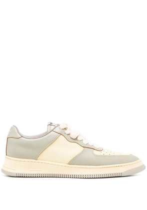 Maison MIHARA YASUHIRO Rosy pointed-toe leather sneakers - Yellow