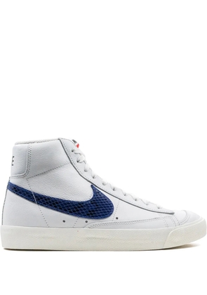 Nike Blazer Mid '77 'Snakeskin Swoosh' sneakers - White