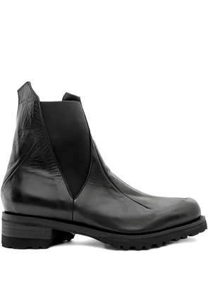 Leon Emanuel Blanck Distortion Pointed Chelsea boots - Black