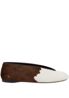 Moschino Duck ballet flats - Brown