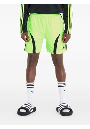 adidas teamgeist panelled shorts - Yellow