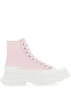 Alexander McQueen Tread Slick lace-up ankle boots - Pink