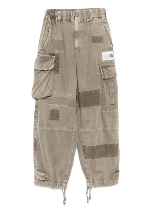 Maison MIHARA YASUHIRO Repair cargo trousers - Neutrals