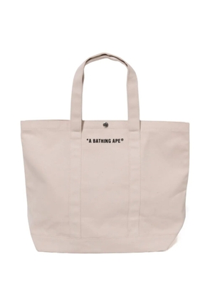 A BATHING APE® graphic-logo tote bag - Neutrals