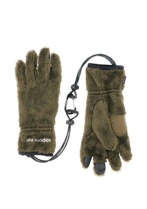 and Wander detachable carabiner gloves - Green