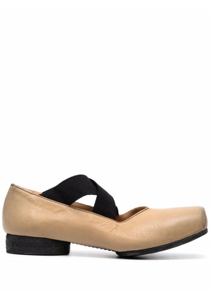 Uma Wang square-toe ballerina shoes - Neutrals